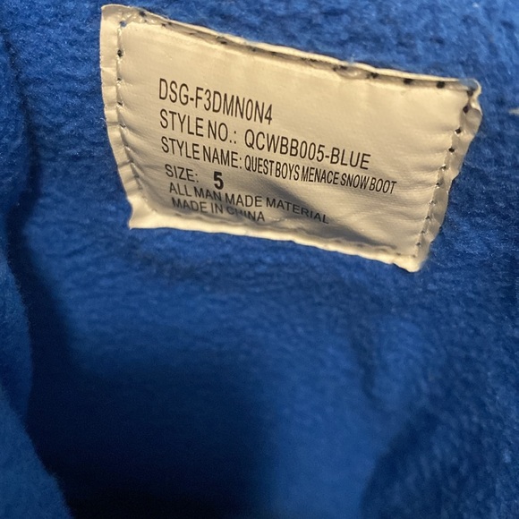 Quest Thinsulate snow boots black and blue Velcro straps - Picture 4 of 4